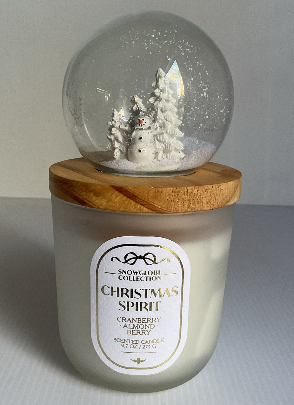 Kirkland’s Snowglobe Christmas Spirit Candle NEW 9.7 oz Snowman Holiday Decor